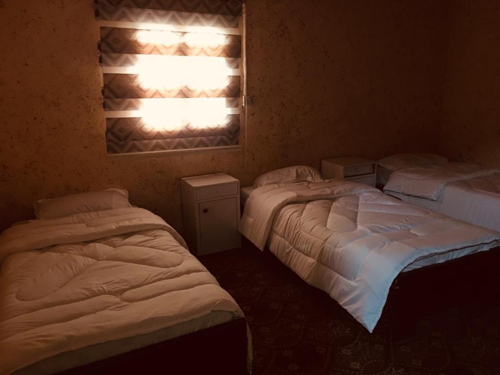Guest House Attallah Wadi Musa Exterior foto