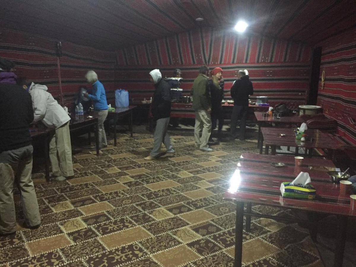Guest House Attallah Wadi Musa Exterior foto